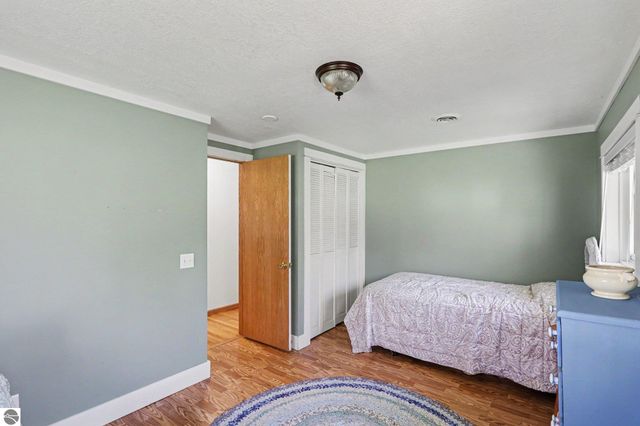 8101 Long Lake Road, Hale, MI 48739