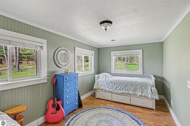 8101 Long Lake Road, Hale, MI 48739