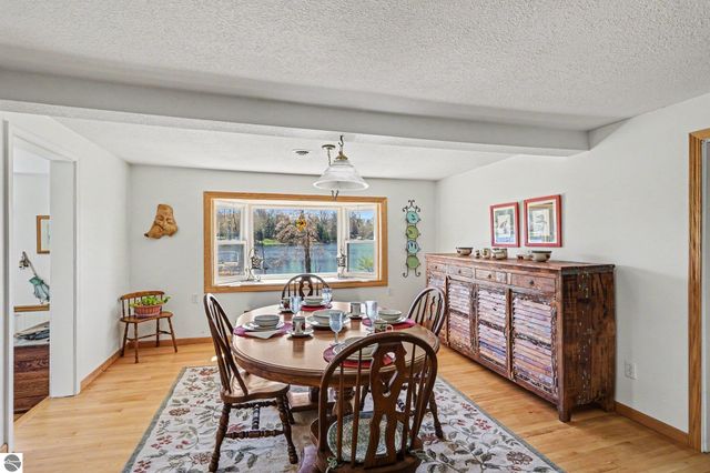 8101 Long Lake Road, Hale, MI 48739