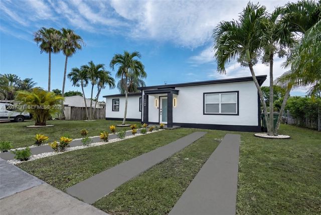 1550 NE 9th Court, Homestead, FL 33033