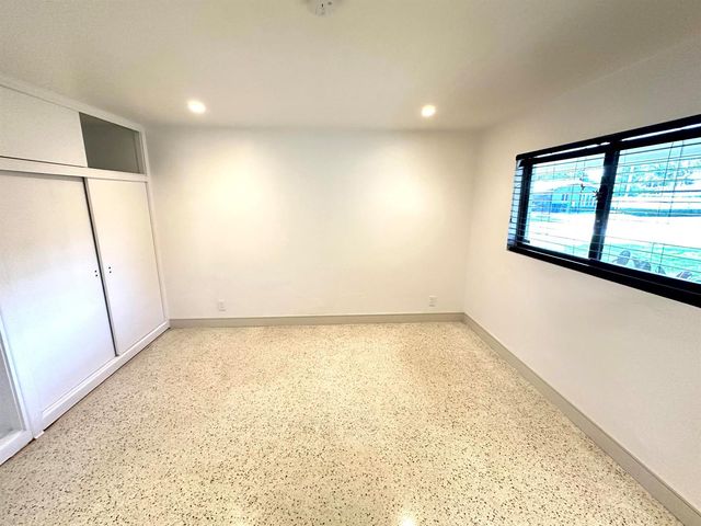 2001 N VICTORIA PARK Road, Fort Lauderdale, FL 33305