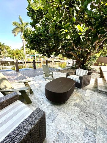 2001 N VICTORIA PARK Road, Fort Lauderdale, FL 33305