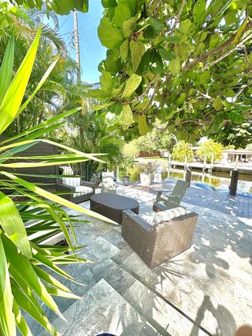 2001 N VICTORIA PARK Road, Fort Lauderdale, FL 33305