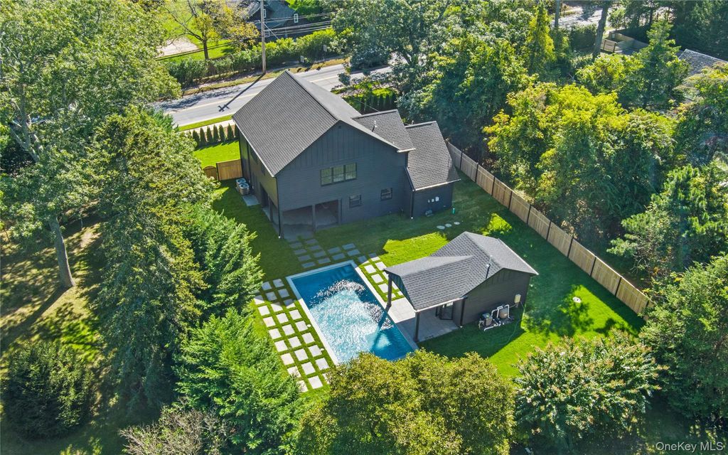 685 Springs Fireplace Road, East Hampton, NY 11937