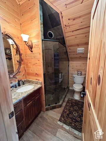 303 RACHEL LN, New Harmony, UT 84757