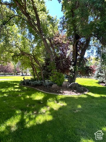 303 RACHEL LN, New Harmony, UT 84757