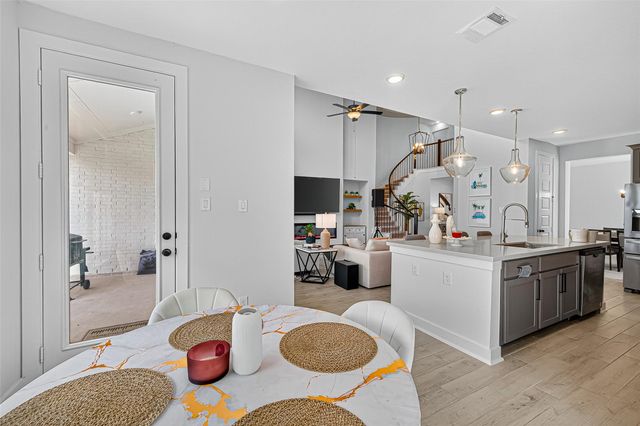 8735 Flounder Rosa Ln, Cypress, TX 77433