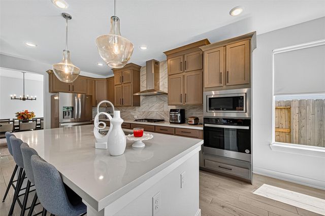 8735 Flounder Rosa Ln, Cypress, TX 77433