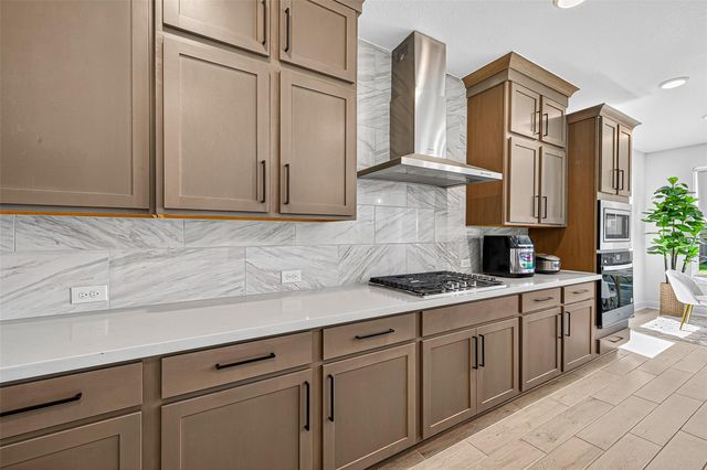 8735 Flounder Rosa Ln, Cypress, TX 77433