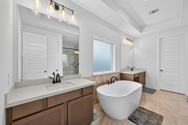 8735 Flounder Rosa Ln, Cypress, TX 77433