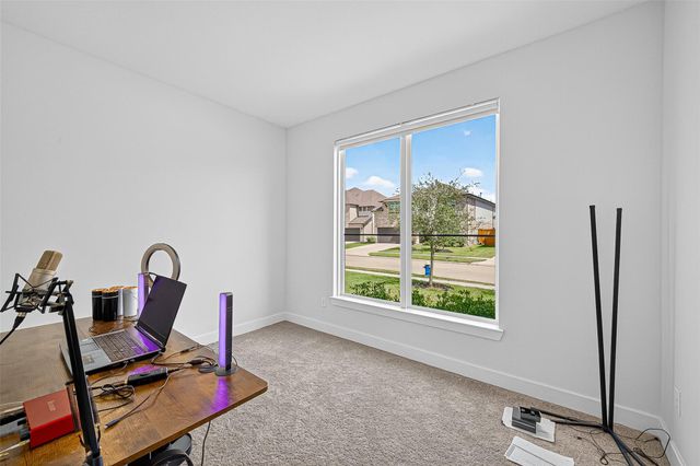 8735 Flounder Rosa Ln, Cypress, TX 77433