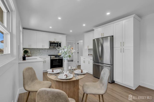 11 Dartmouth Road, Old Bridge, NJ 08859