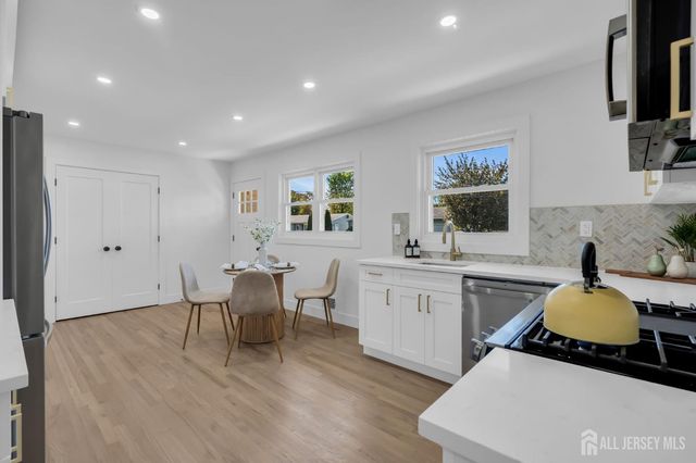 11 Dartmouth Road, Old Bridge, NJ 08859