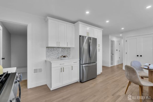 11 Dartmouth Road, Old Bridge, NJ 08859
