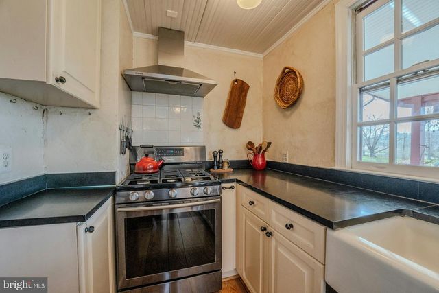 40145 MAIN ST, Waterford, VA 20197