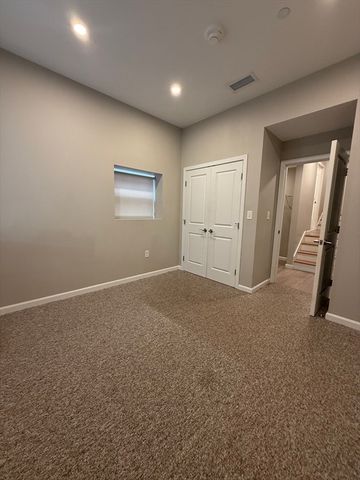 6 Chatham Street 308, Worcester, MA 01609