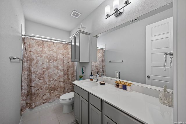 5003 VILLAGE PARK, Marion, TX 78124