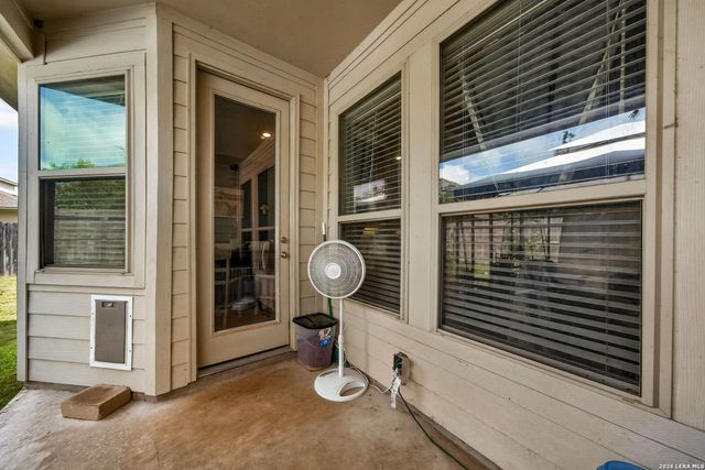 5003 VILLAGE PARK, Marion, TX 78124