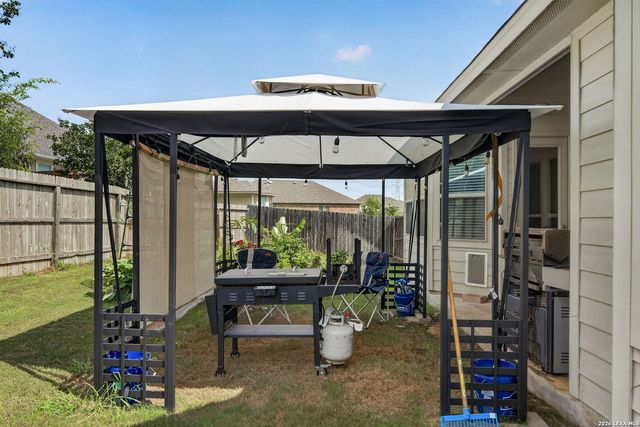 5003 VILLAGE PARK, Marion, TX 78124