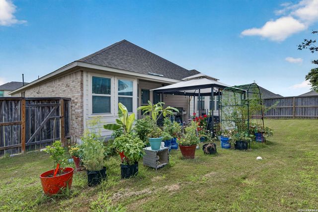 5003 VILLAGE PARK, Marion, TX 78124
