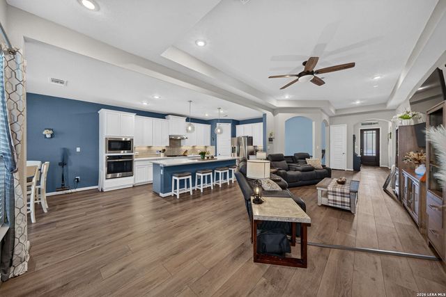 5003 VILLAGE PARK, Marion, TX 78124