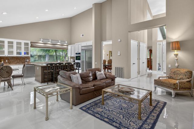 11780 Long Bar Ct, Gold River, CA 95670