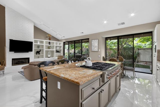 11780 Long Bar Ct, Gold River, CA 95670