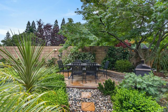 11780 Long Bar Ct, Gold River, CA 95670