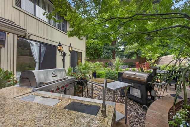 11780 Long Bar Ct, Gold River, CA 95670