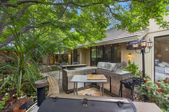 11780 Long Bar Ct, Gold River, CA 95670