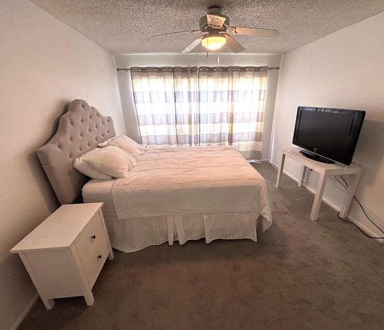 301 N Pine Island Road 105, Plantation, FL 33324
