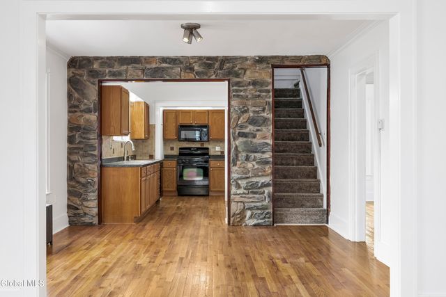 108 Jay Street, Scotia, NY 12302