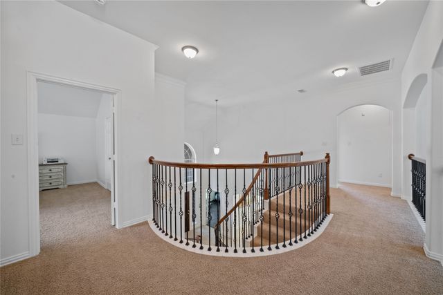 3002 Oaklawn Court, Arlington, TX 76001