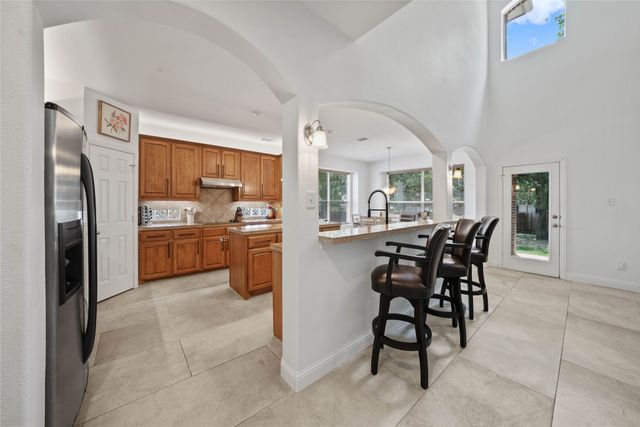 3002 Oaklawn Court, Arlington, TX 76001