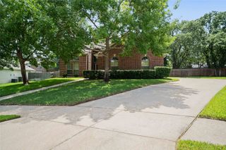 3002 Oaklawn Court, Arlington, TX 76001