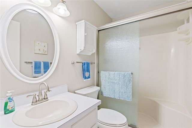 110 Springlake Court 201, Vero Beach, FL 32962