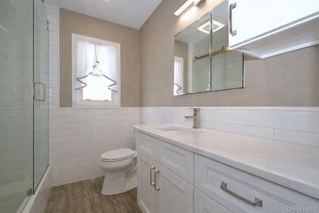 9 Agnes Court, Melville, NY 11747