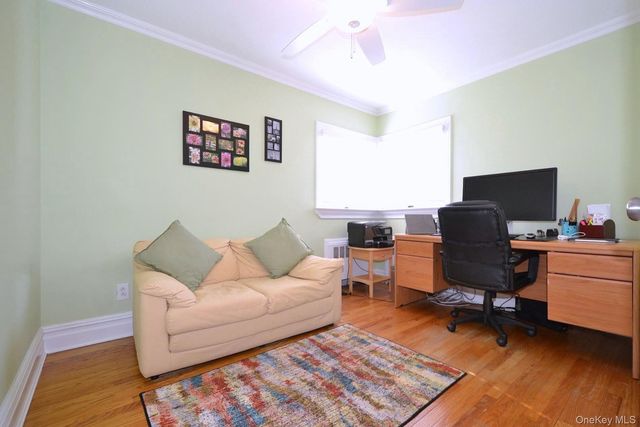 9 Agnes Court, Melville, NY 11747