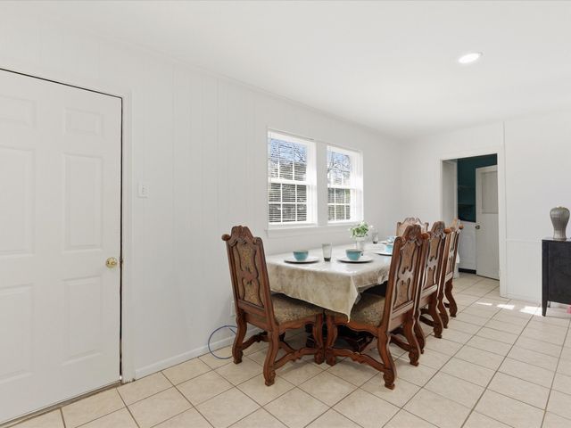 1905 Franklin Street, Irving, TX 75060