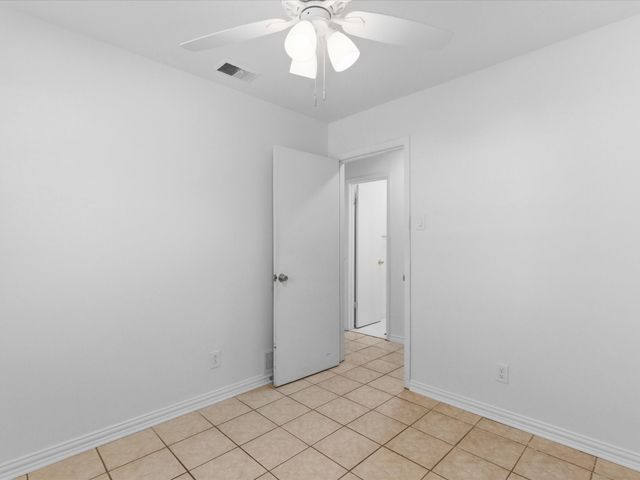 1905 Franklin Street, Irving, TX 75060