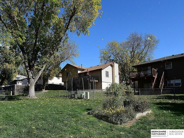 8609 S 46th Avenue, Omaha, NE 68157