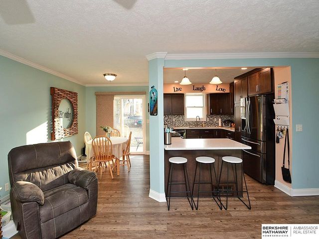 8609 S 46th Avenue, Omaha, NE 68157