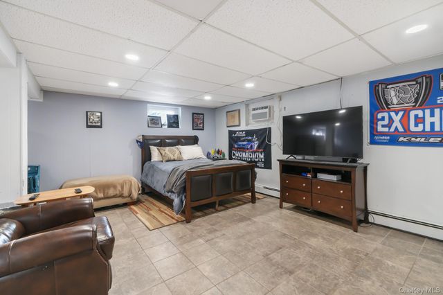 16 Ethan Allen Court, Orangeburg, NY 10962