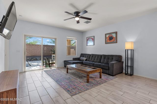 7064 E Calle Arco Iris, Tucson, AZ 85756