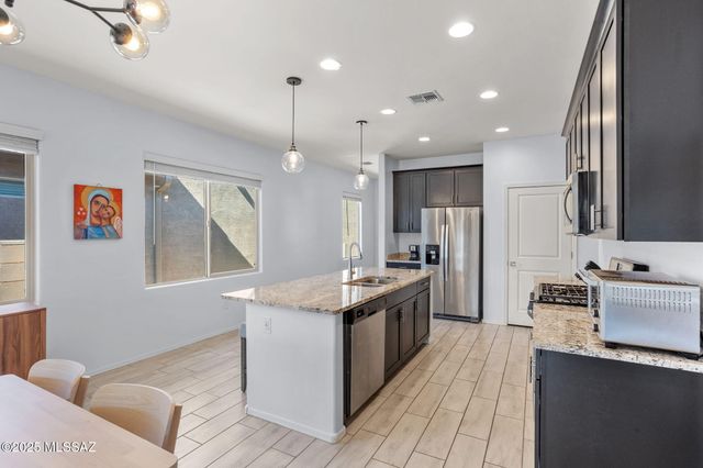 7064 E Calle Arco Iris, Tucson, AZ 85756