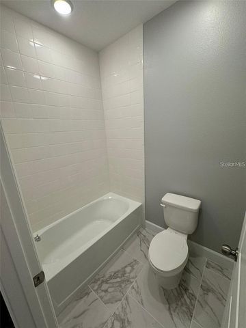 7404 ESTUARY LAKE LOOP, Kissimmee, FL 34747