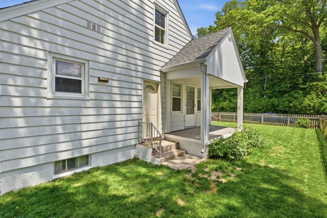3744 12th Street, Rock Island, IL 61201