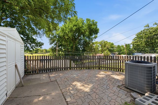 3744 12th Street, Rock Island, IL 61201