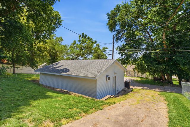 3744 12th Street, Rock Island, IL 61201