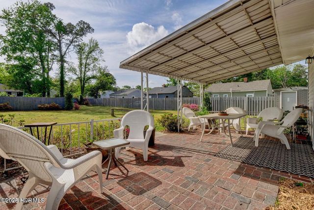 804 S 15th Street, Wilmington, NC 28401